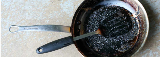 aangebrande pan schoonmaken tips